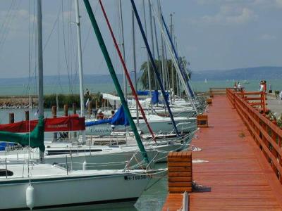 Yacht Club Balatonaliga - Yacht club - Club Aliga  - Balaton - ✔️ Club Aliga Hotel*** Balatonaliga - Balatonvilagos Plattensee