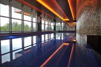 Sheraton Hotel Kecskemet, Schwimmbecken - Wellnesswochenende in Kecskemet, Ungarn in einer luxuriöse Umgebung