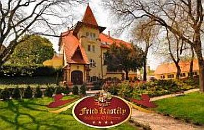 Hotel Fried in Simontornya - Schlosshotel im Herzen eines französischen Parkes - Fried Schlosshotel Simontornya - elegantes 4 Sterne Schlosshotel für billige Preis in Simontornya