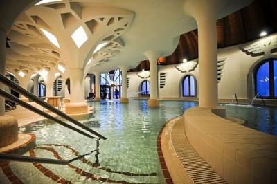 Hagymatikum Bad in Makó, eines der schönsten Bäder in Ungarn - Grand Hotel Glorius**** Makó - Glorius Hotel günstige Pakete 