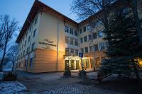 Alföld Gyöngye Hotel in Gyoparosfurdo-Oroshaza mit Eintrittskarte ins Erlebnisbad für eines Wellnesswochenende ✔️ Alföld Gyöngye Hotel*** Orosháza - Billige Unterkunft mit Halbpension und Eintrittskarte ins Erlebnisbad in Oroshaza - 