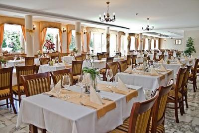 Das Restaurant von Calimbra Wellnesshotel mit ausgezeichneter Küche - ✔️ Calimbra Hotel**** Miskolctapolca - Vergünstigtes Wellnesshotel in Miskolctapolca