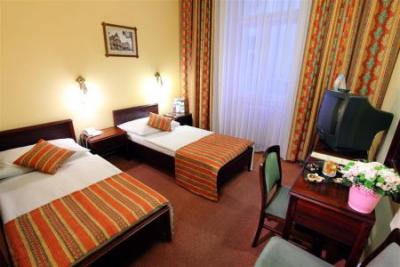 3-Sterne Hotel in Pecs - Pecs Hotel Palatinus Zweibettzimmer - Palatinus Grand Hotel*** Pécs - am Fußе des Mecsek-Gebirges 