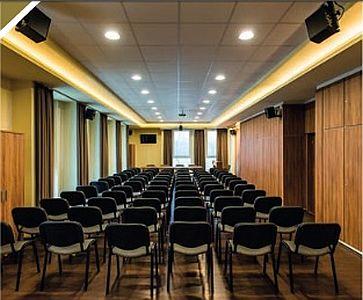 Hotel Komló Gyula - Konferenzraum – Veranstaltungssaal in Gyula - ✔️ Hotel Komló Gyula**** – Unterkunft in Gyula, im Hotel Komló zum Aktionspreis, mit Halbpension